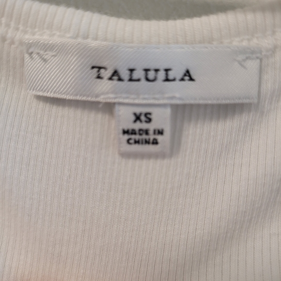 Talula Long Sleeve Cropped Top - Picture 3 of 4